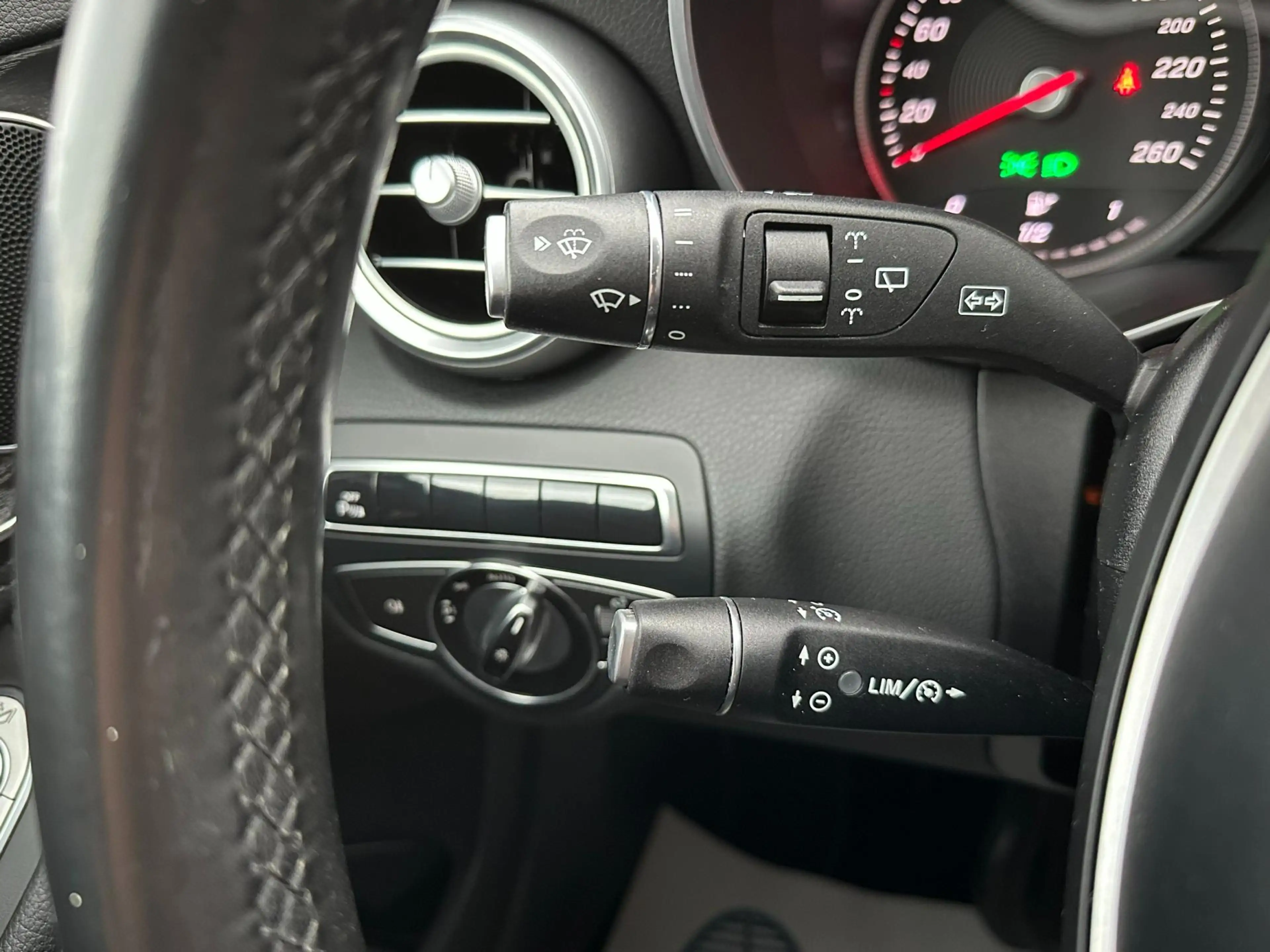 Mercedes-Benz C 350 Estate e Lease Edition — photo 9