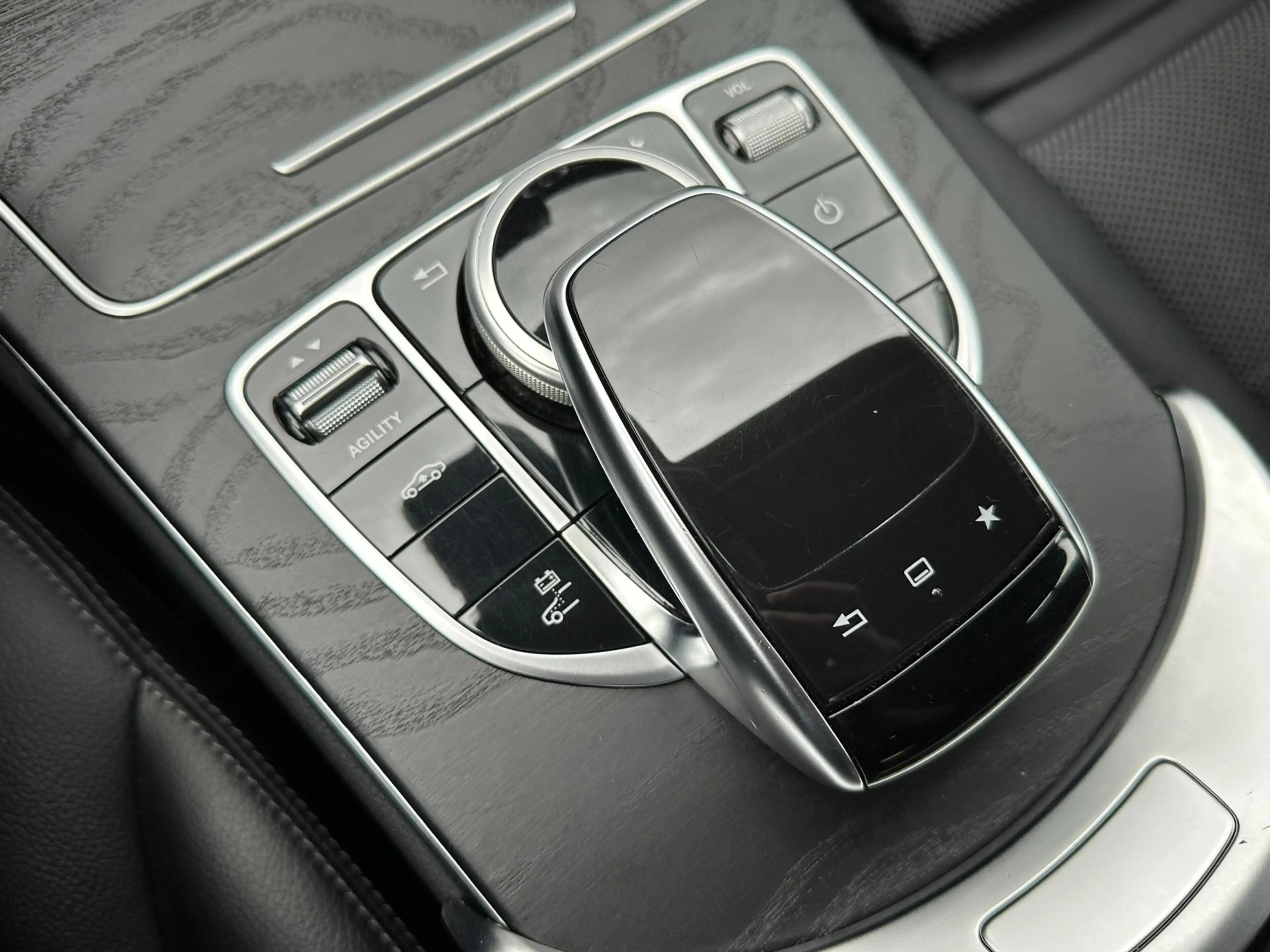 Mercedes-Benz C 350 Estate e Lease Edition — photo 18