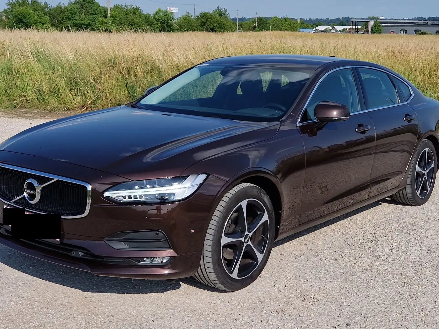 Volvo S90 D4 AWD Momentum Geartronic, 8-fach, ALLRAD Braun - 1