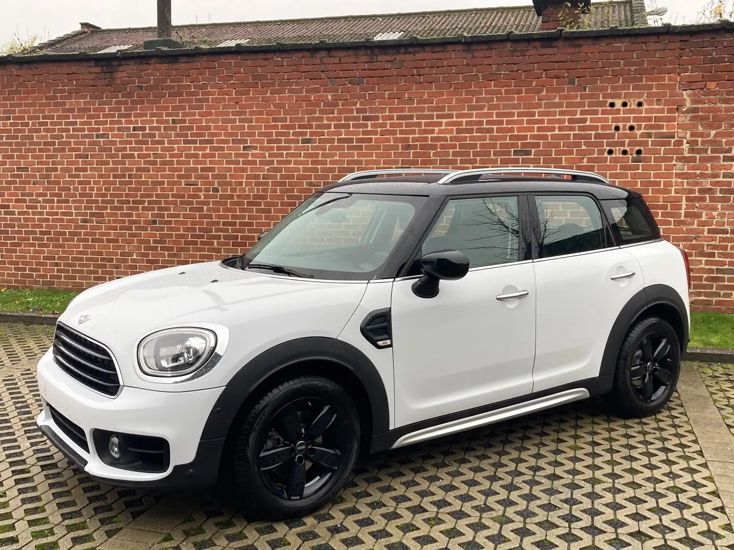 MINI Cooper Countryman Autom./Steptronic - Model 2021 - Led/Pdc/Alu 17' Blanc - 2