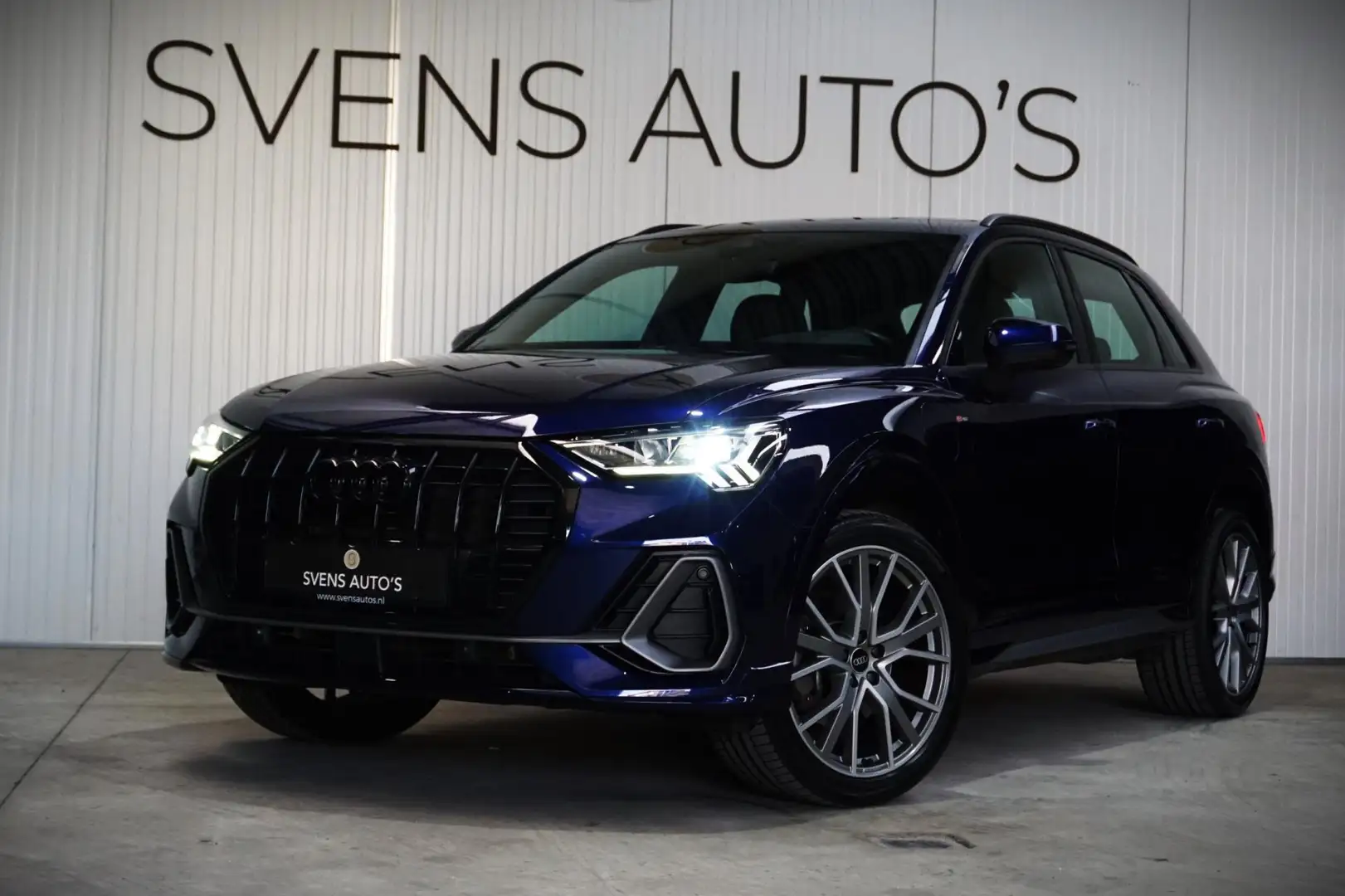 Audi Q3 45 TFSIe S-Line Black Edition Trekhaak|20"|Carplay Bleu - 2