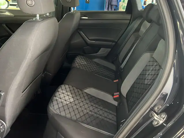 Volkswagen Taigo view 18