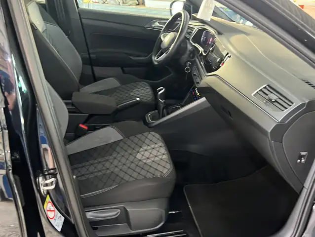 Volkswagen Taigo view 22