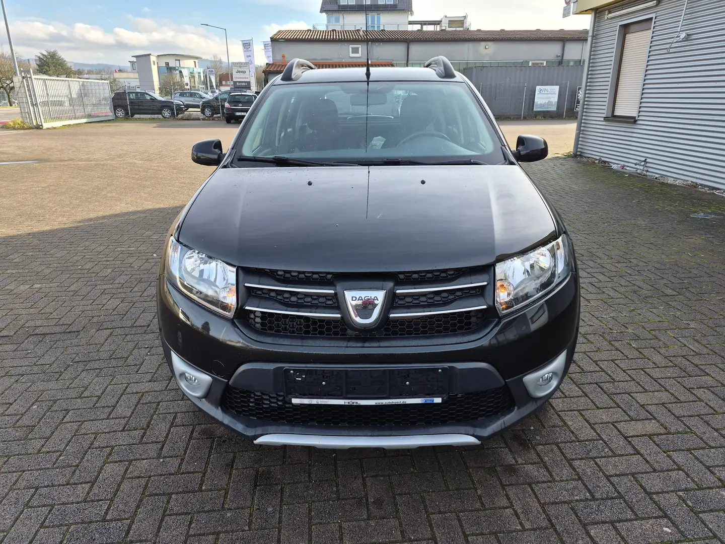 Dacia Sandero Sandero Stepway dCi 90 (S Schwarz - 1