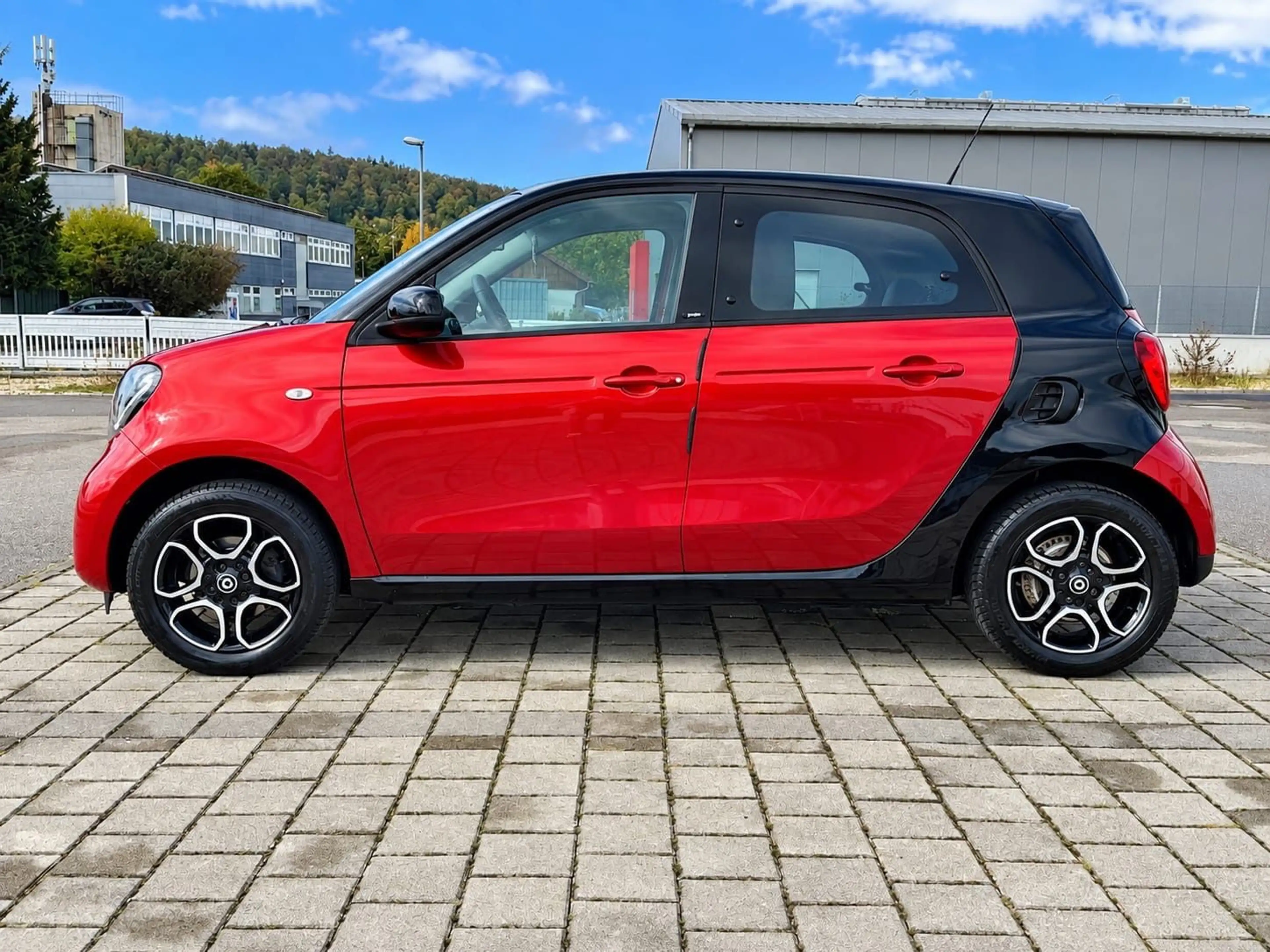 smart forFour Smart ForFour Prime Klima Vollleder Navi Kamera — photo 6