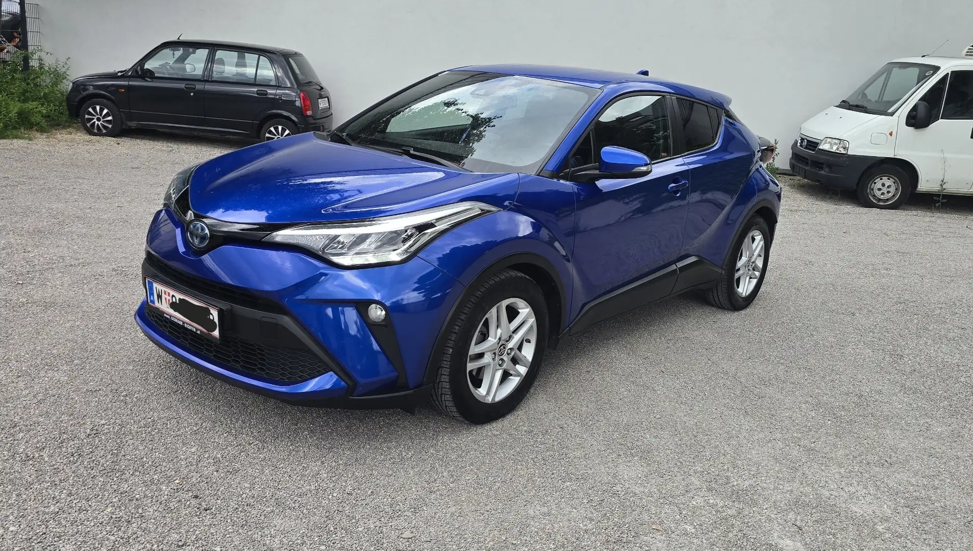 Toyota C-HR Hybrid Flow - 2