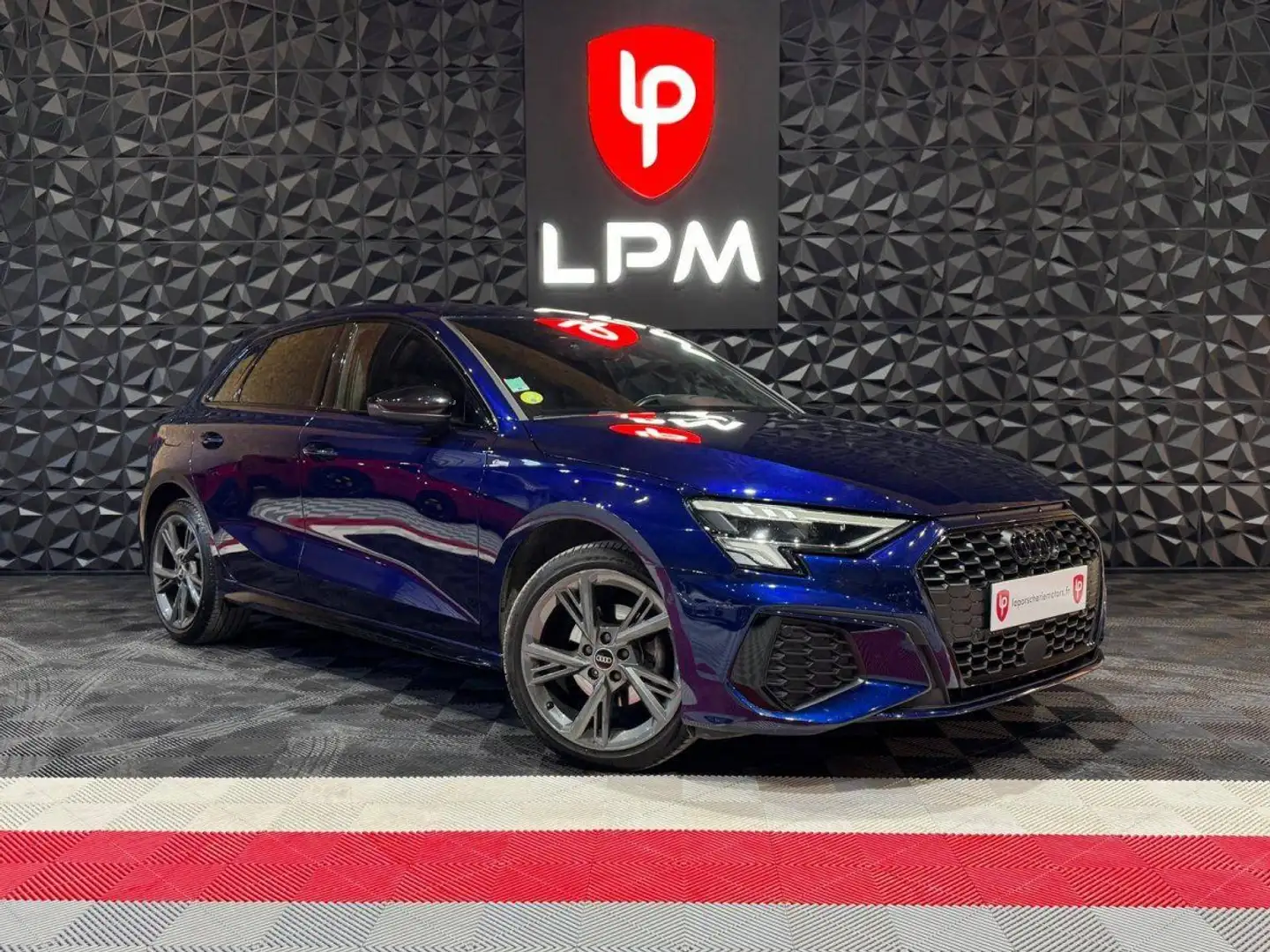 Audi A3 IV 35 TDI 150ch S line S tronic 7 - 1