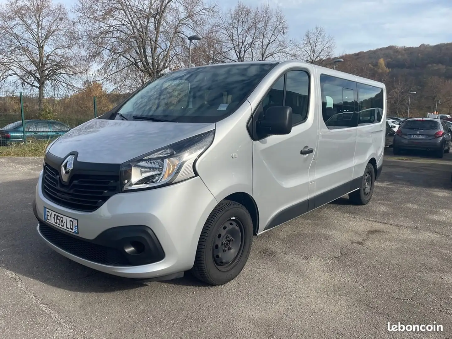 Renault Trafic l2h1 1.6 dci 125 9 PLACES -garantie- Gri - 2