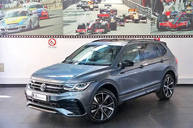 Volkswagen Tiguan Allspace 2.0 TDI 200cv SCR DSG 4Motion R-Line - 7 POSTI/TETTO/MATRIX/TELECAMERA/CERCHI 20"