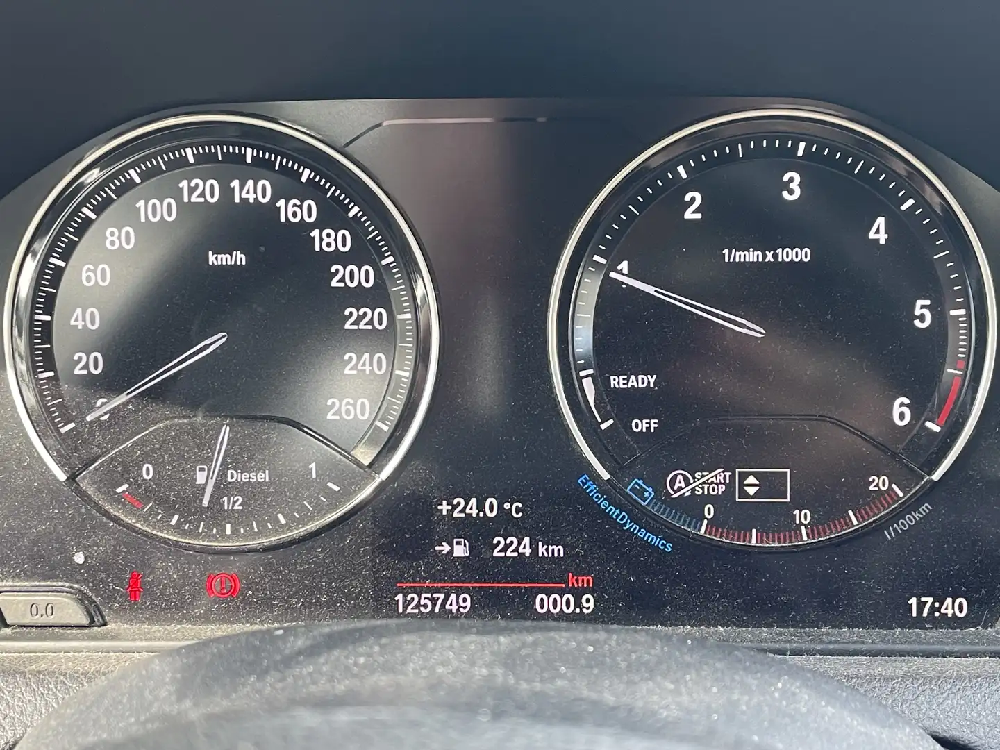 BMW 118 118d Confort - 1