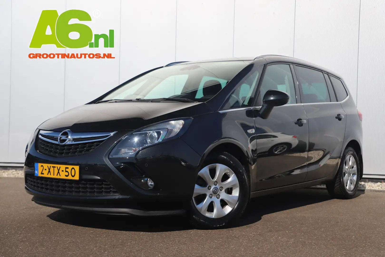 Opel Zafira Tourer 1.4 Business+ 140PK Automaat Trekhaak Navigatie Ac Zwart - 1