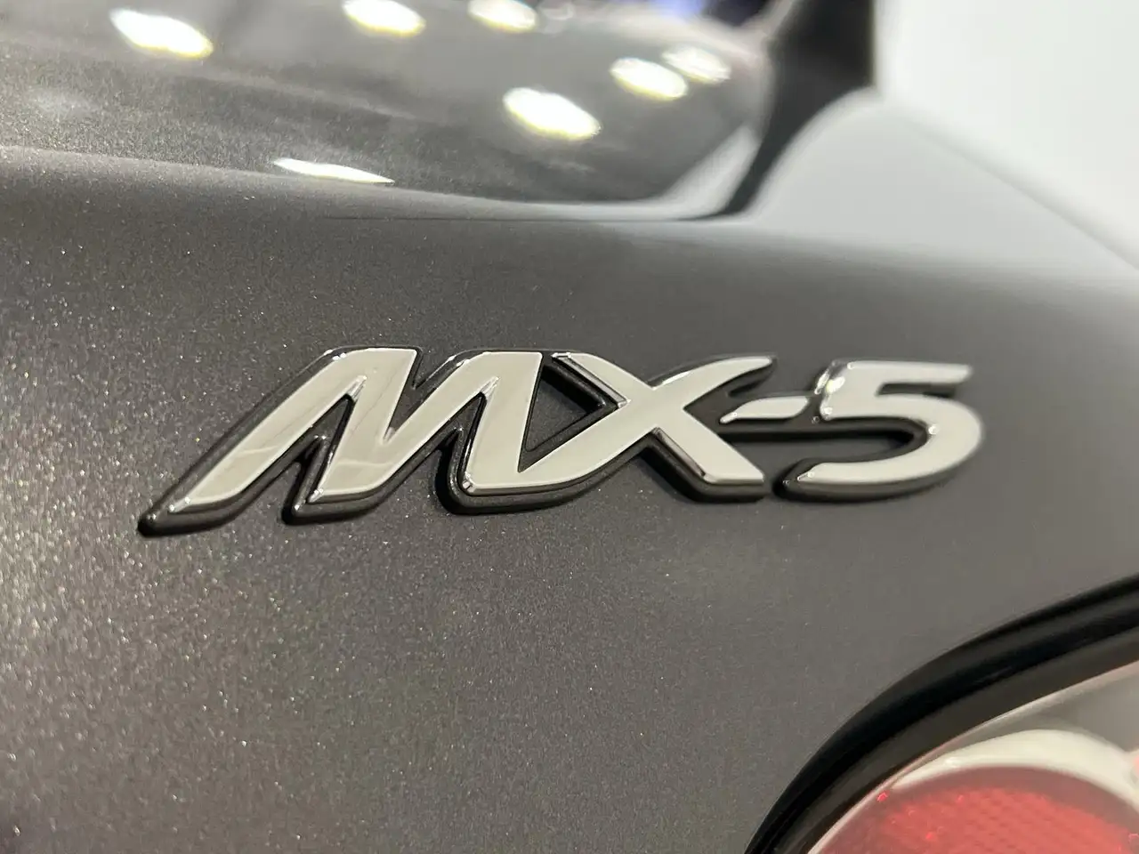 Mazda MX-5 Miata photo Mazda MX-5 Miata