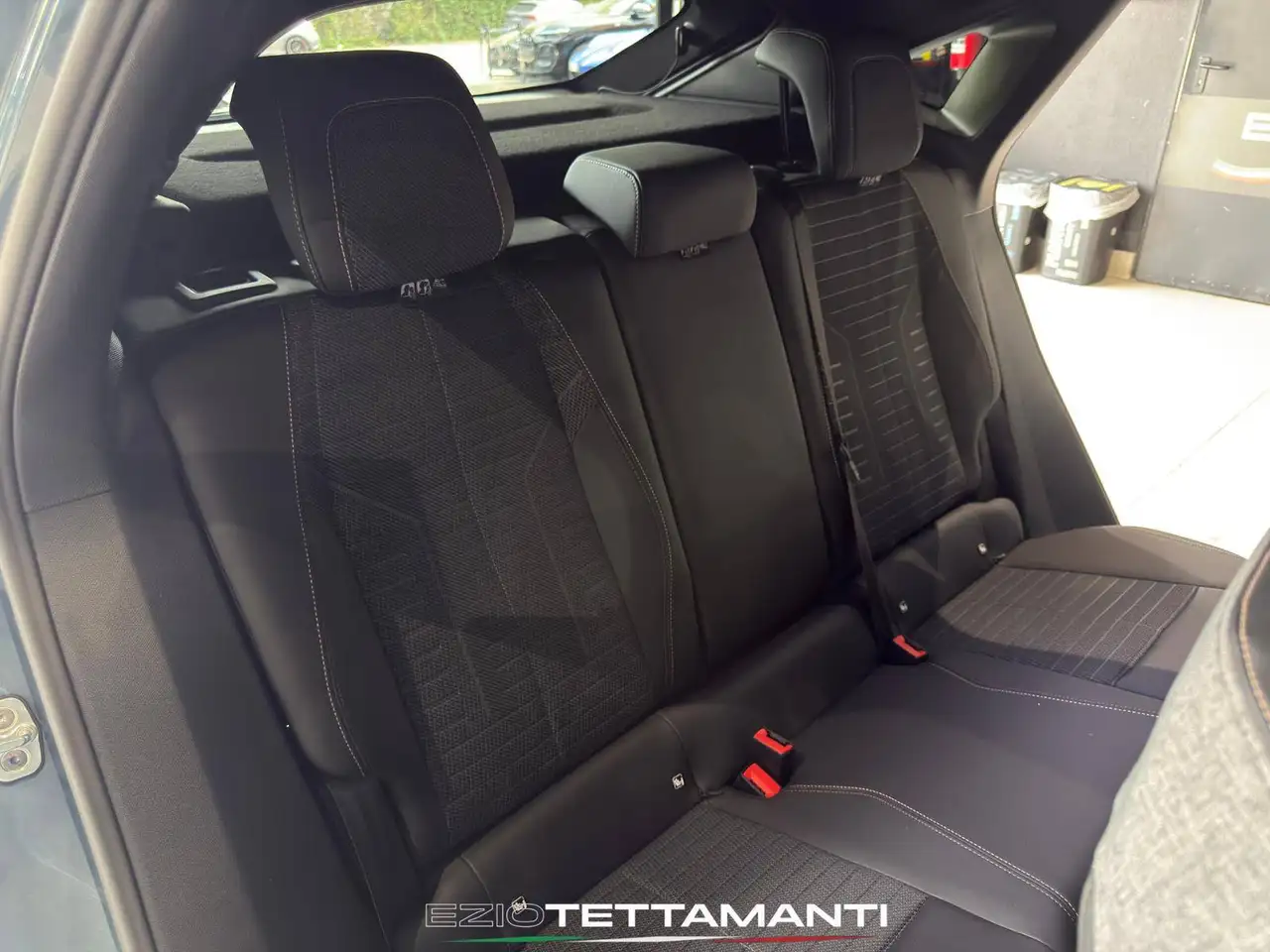 Peugeot 3008 1.2 hybrid Allure 145cv e-dcs6 RESTAYLING, миниатюра 19
