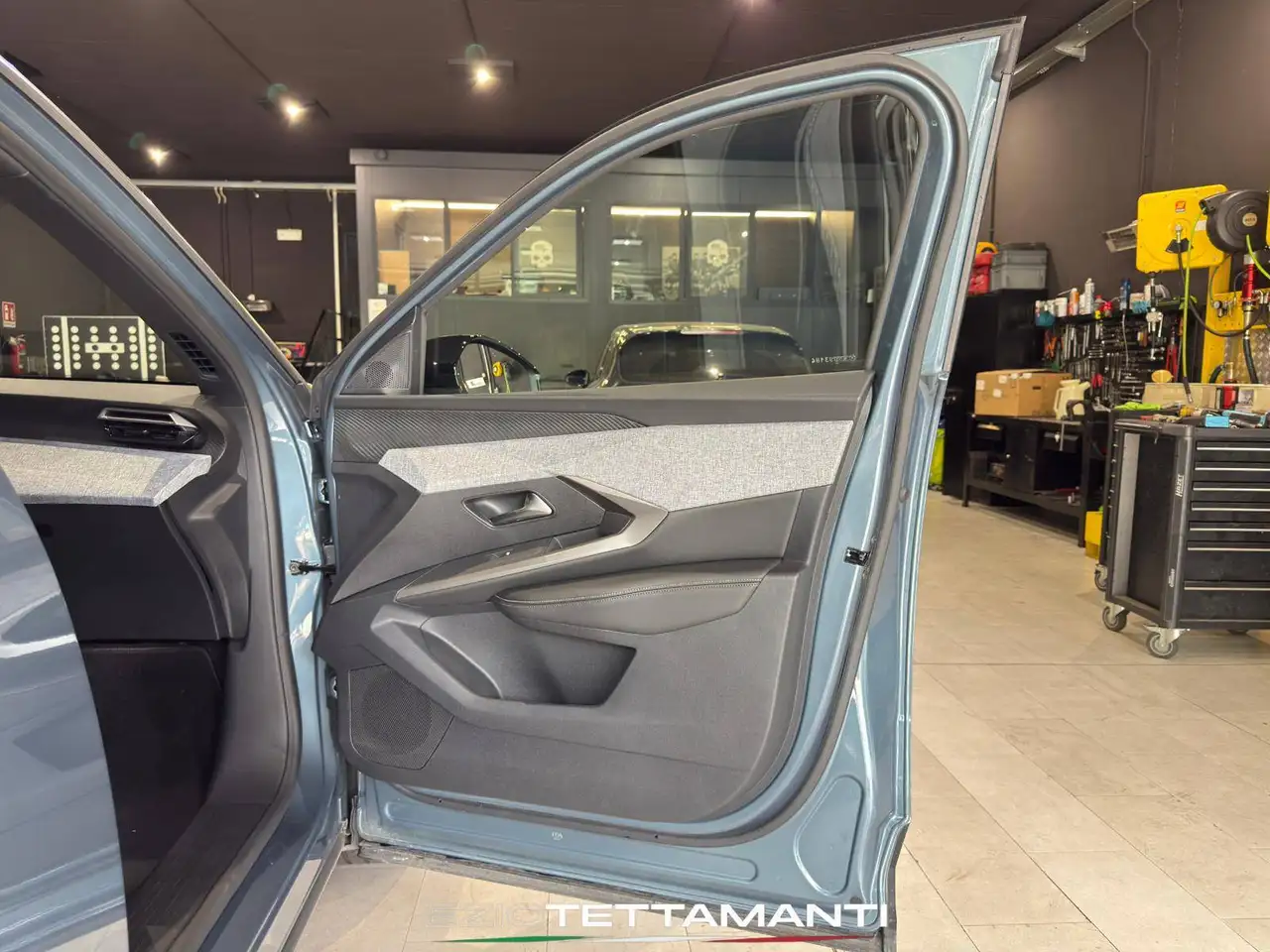 Peugeot 3008 1.2 hybrid Allure 145cv e-dcs6 RESTAYLING, миниатюра 22