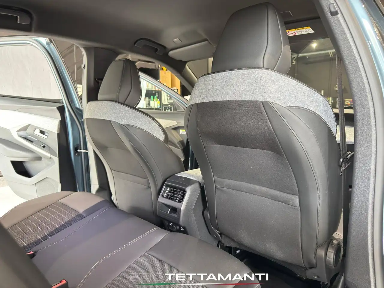 Peugeot 3008 1.2 hybrid Allure 145cv e-dcs6 RESTAYLING, миниатюра 21