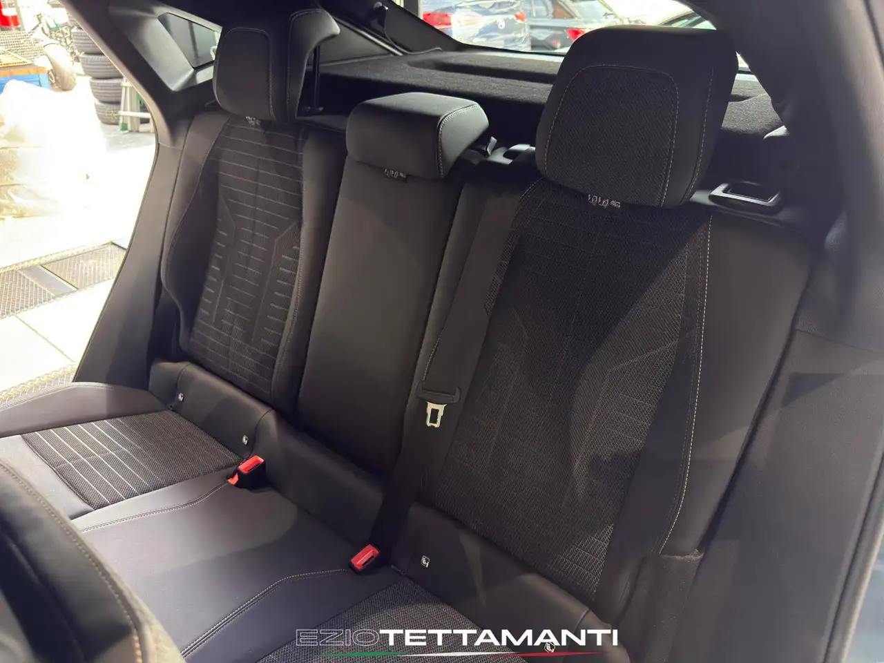 Peugeot 3008 1.2 hybrid Allure 145cv e-dcs6 RESTAYLING, миниатюра 26