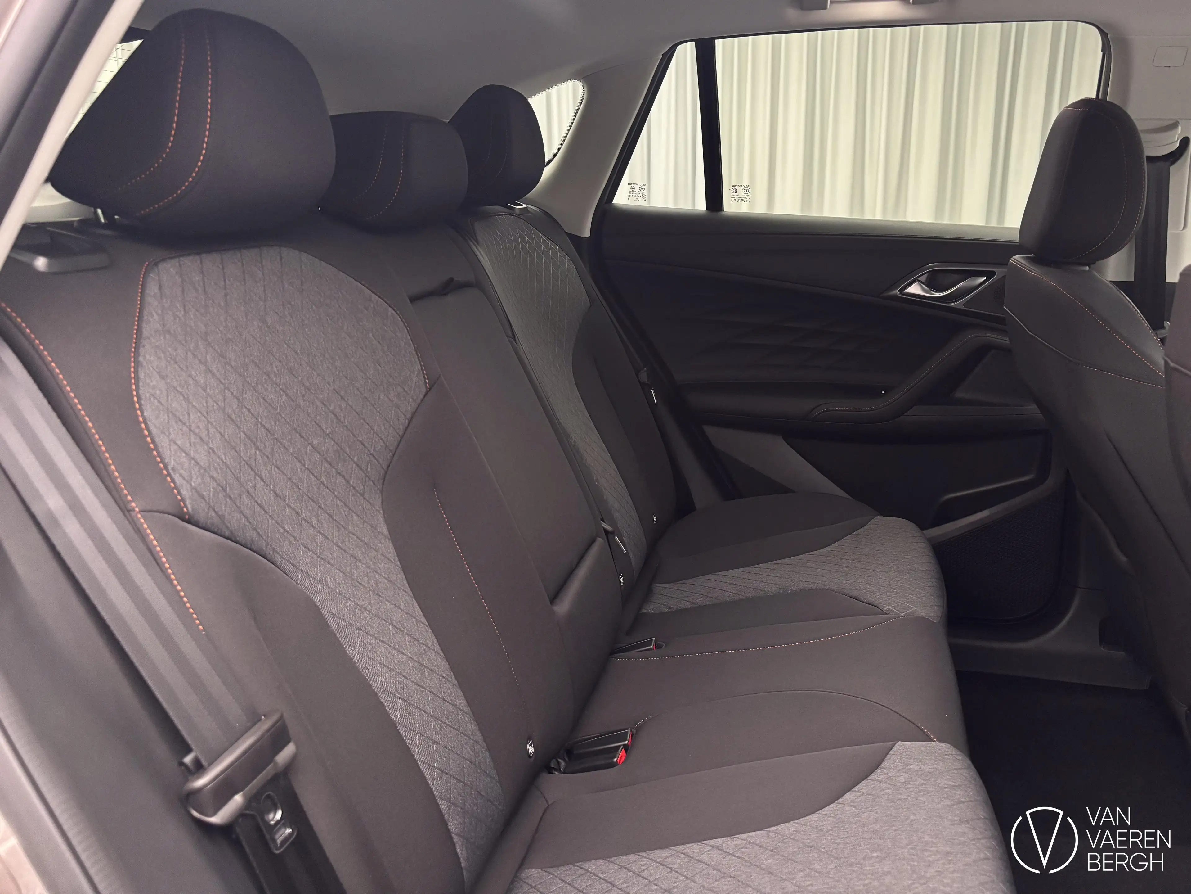 MG HS PHEV /Comfort/ 1.5 turbo / 7j garantie — photo 5