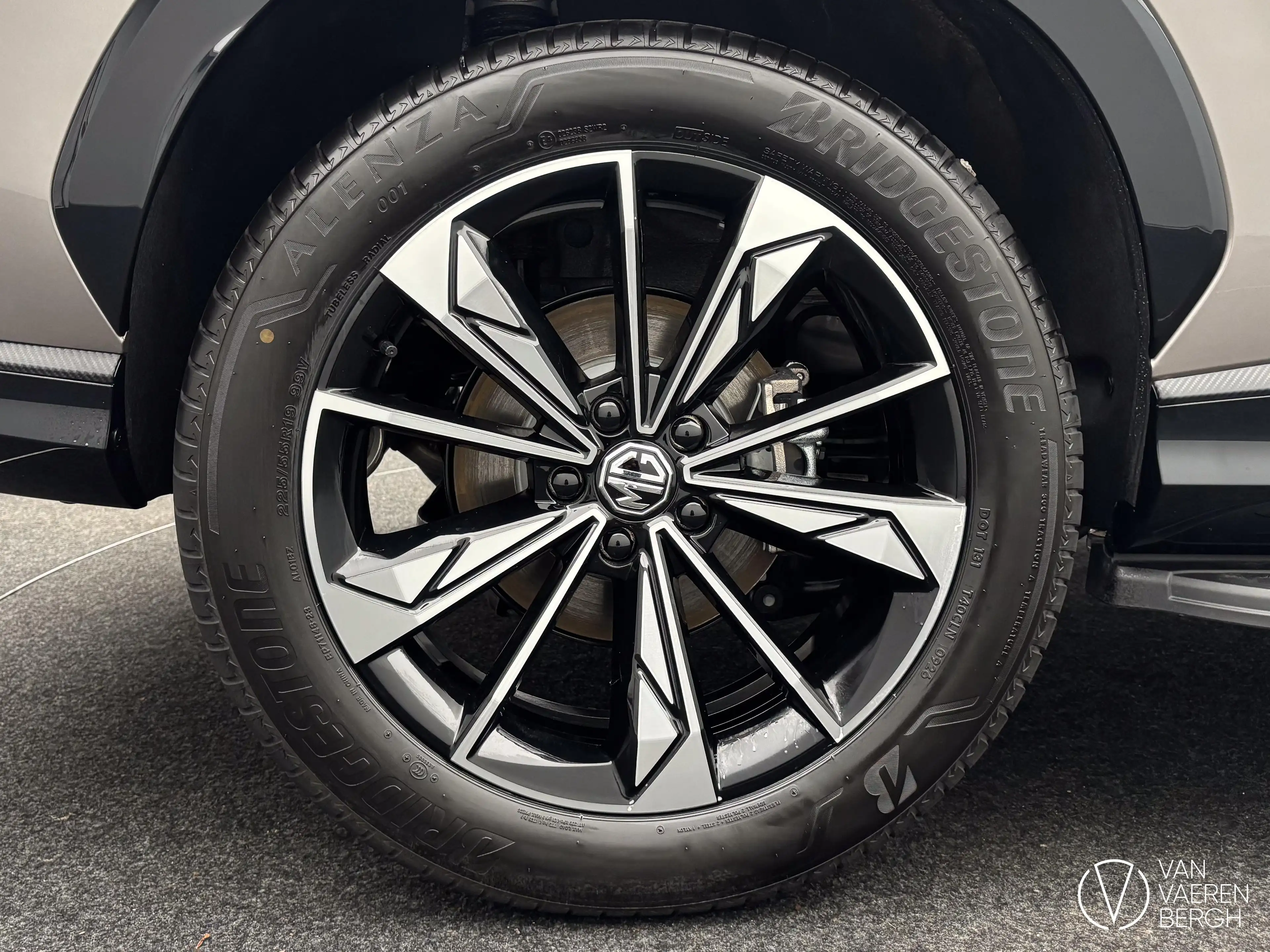 MG HS PHEV /Comfort/ 1.5 turbo / 7j garantie — photo 9
