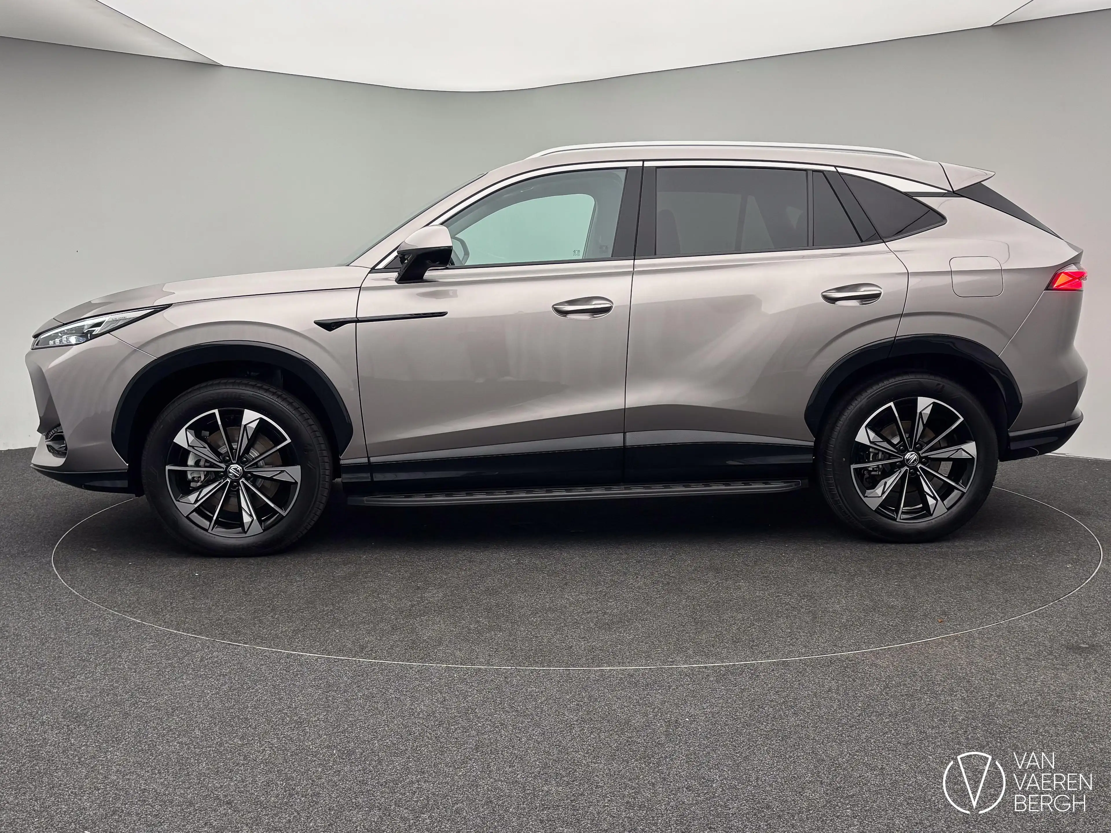 MG HS PHEV /Comfort/ 1.5 turbo / 7j garantie — photo 6
