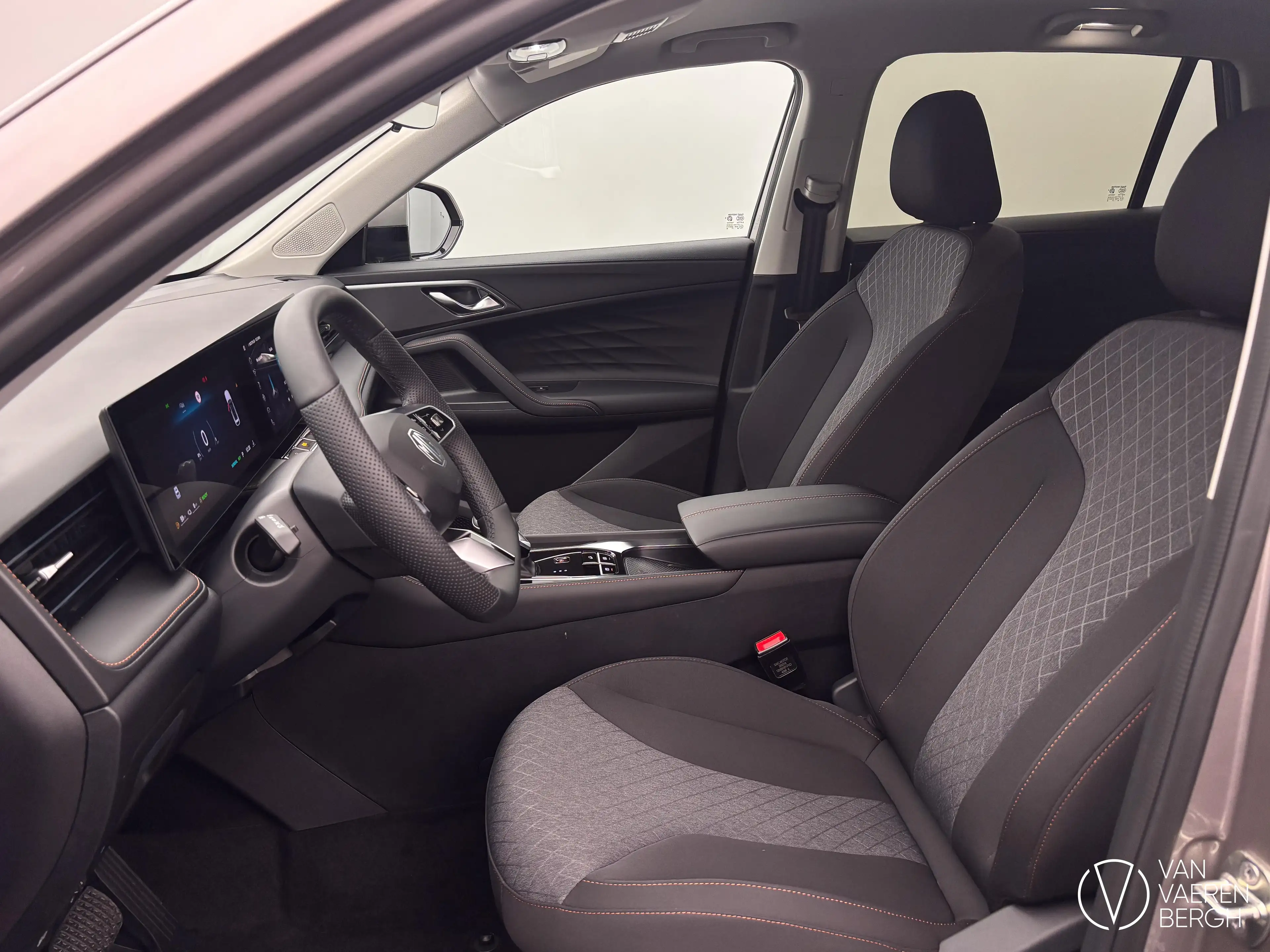 MG HS PHEV /Comfort/ 1.5 turbo / 7j garantie — photo 10
