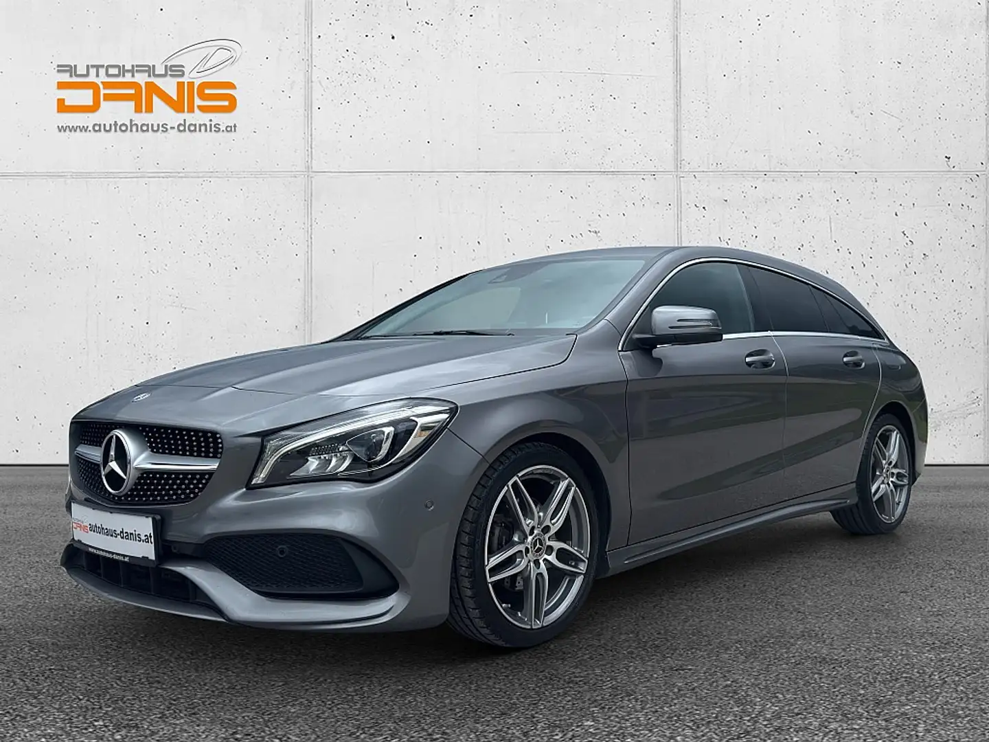 Mercedes-Benz CLA 200 d Shooting Brake Aut. AMG Line NAVI/LED Grijs - 1