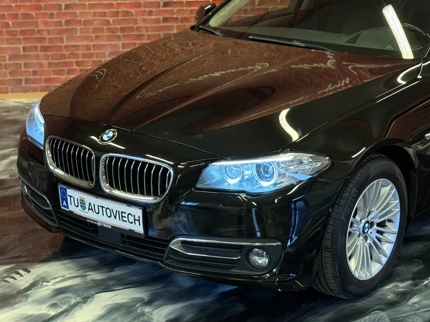 BMW 520 520 d xDrive*Luxury*AHK*Head-Up*Ambiente*360* Noir - 2