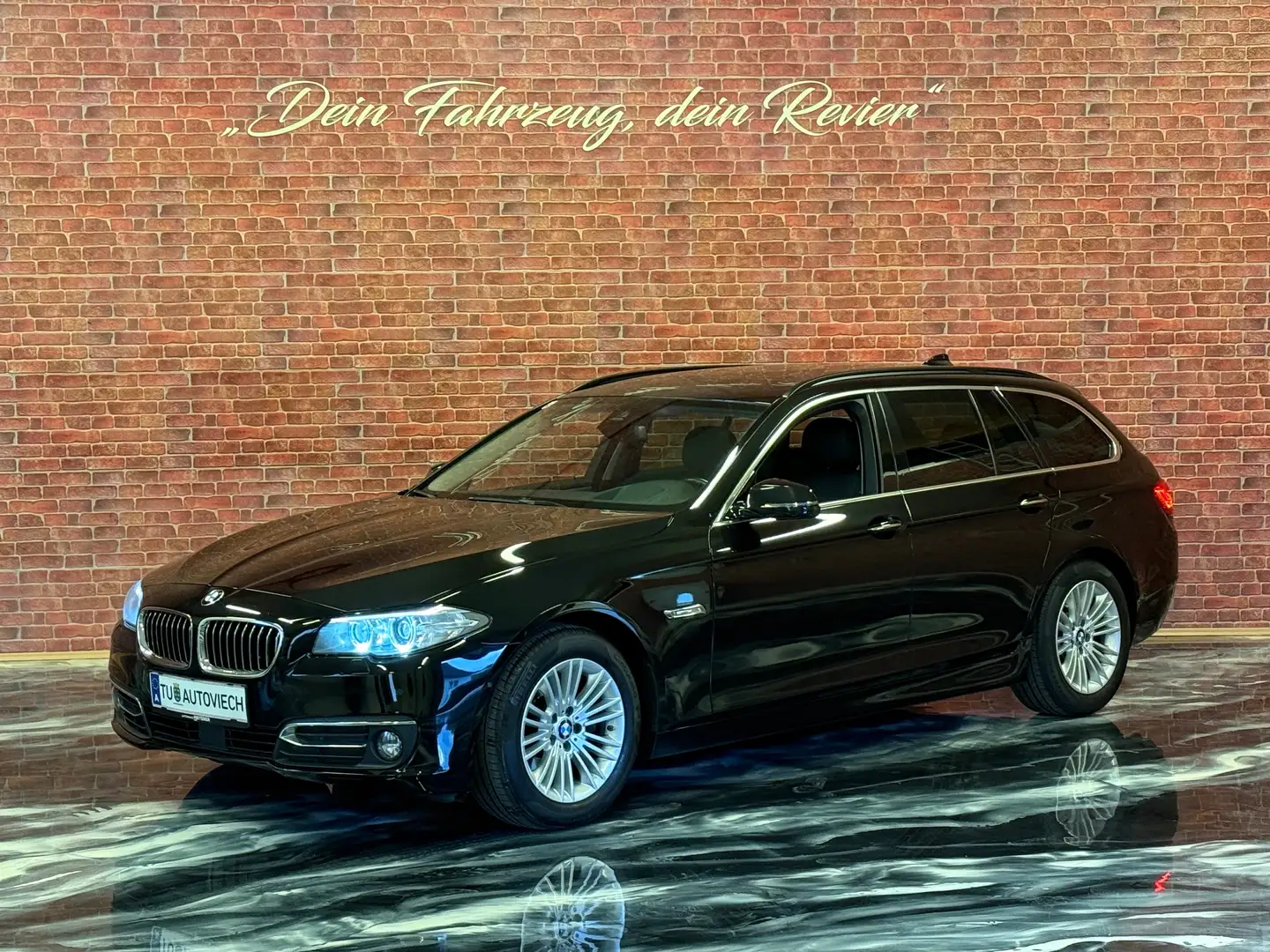 BMW 520 520 d xDrive*Luxury*AHK*Head-Up*Ambiente*360* Noir - 1