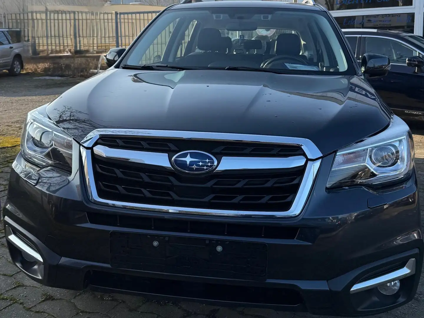 Subaru Forester Forester 2.0X Lineartronic Comfort Grau - 2