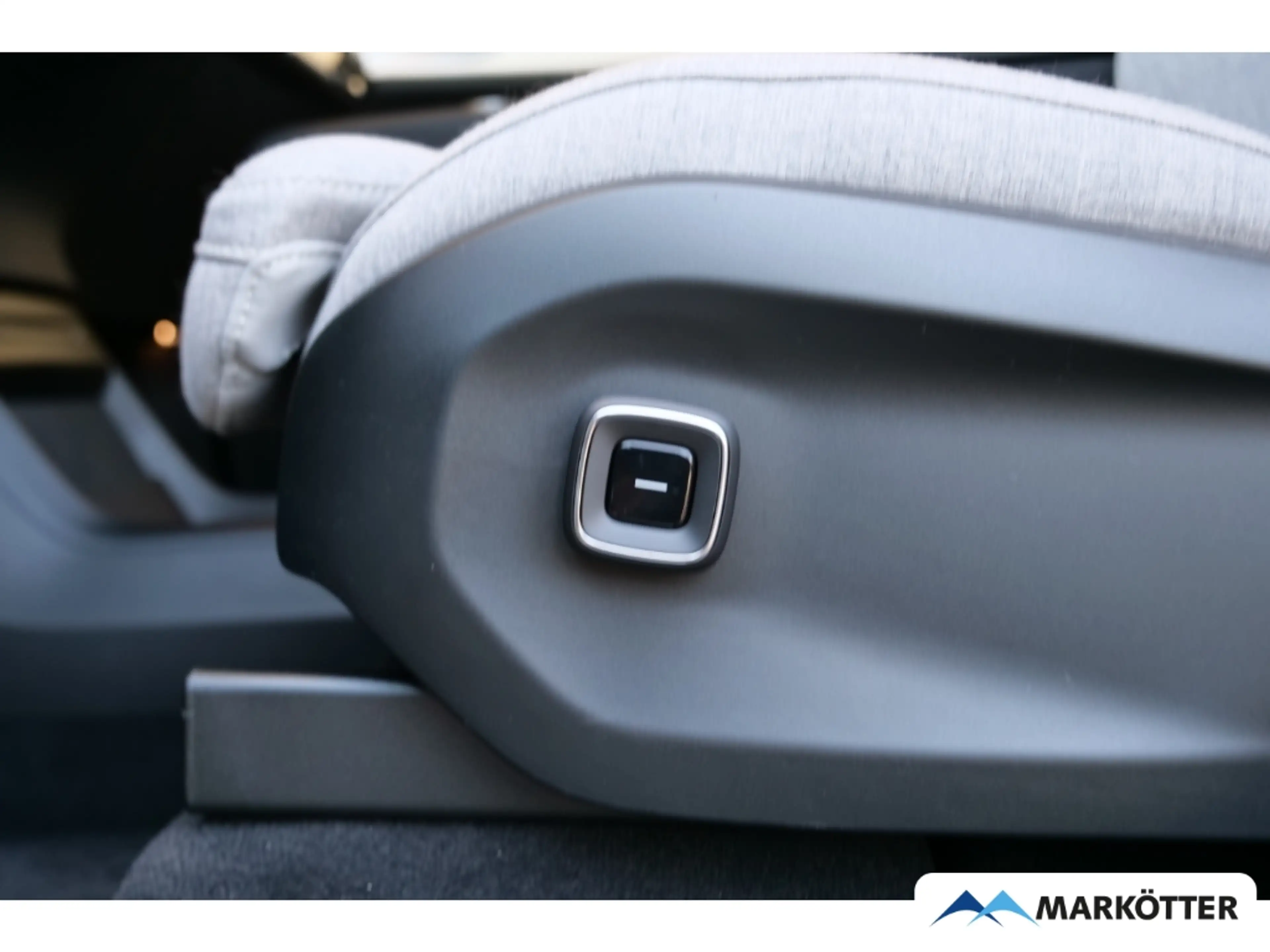 Volvo EX90 Ultra Twin Motor AWD 7-Sitzer/22''/B&W/AHK — photo 14