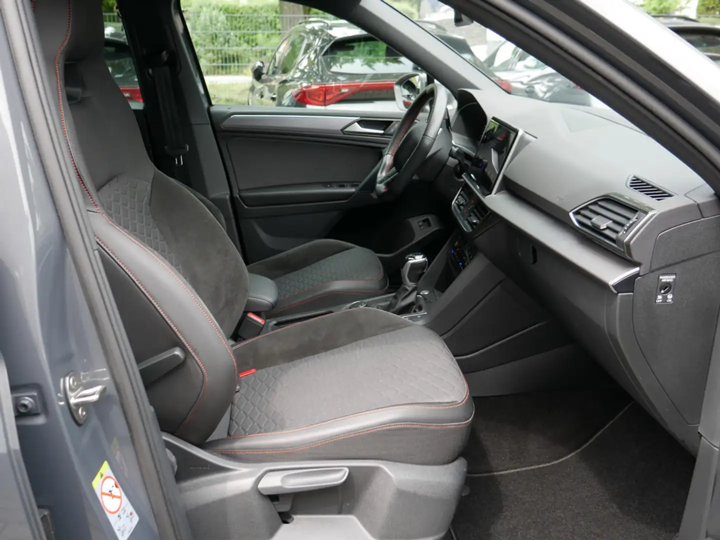 SEAT Tarraco 1.4 TSI FR e-Hybrid AHK ACC LED 360° Grau - 2