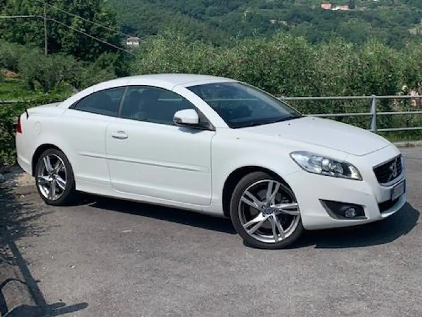 Volvo C70 D3 Geartronic Inscription Beyaz - 1