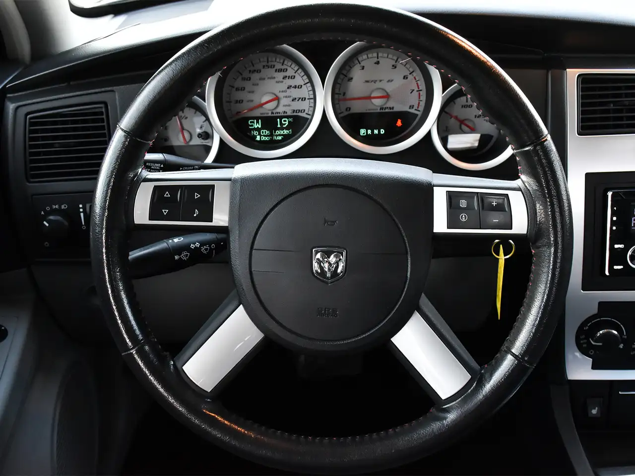 Dodge Charger снимка Dodge Charger