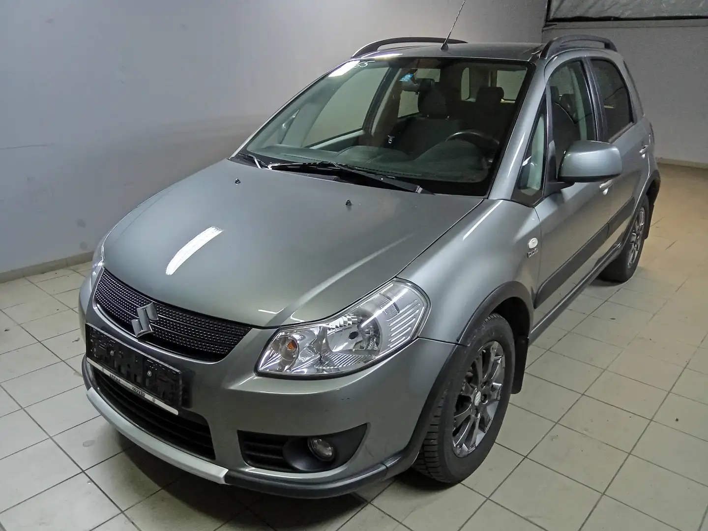Suzuki SX4 Club Grau - 1