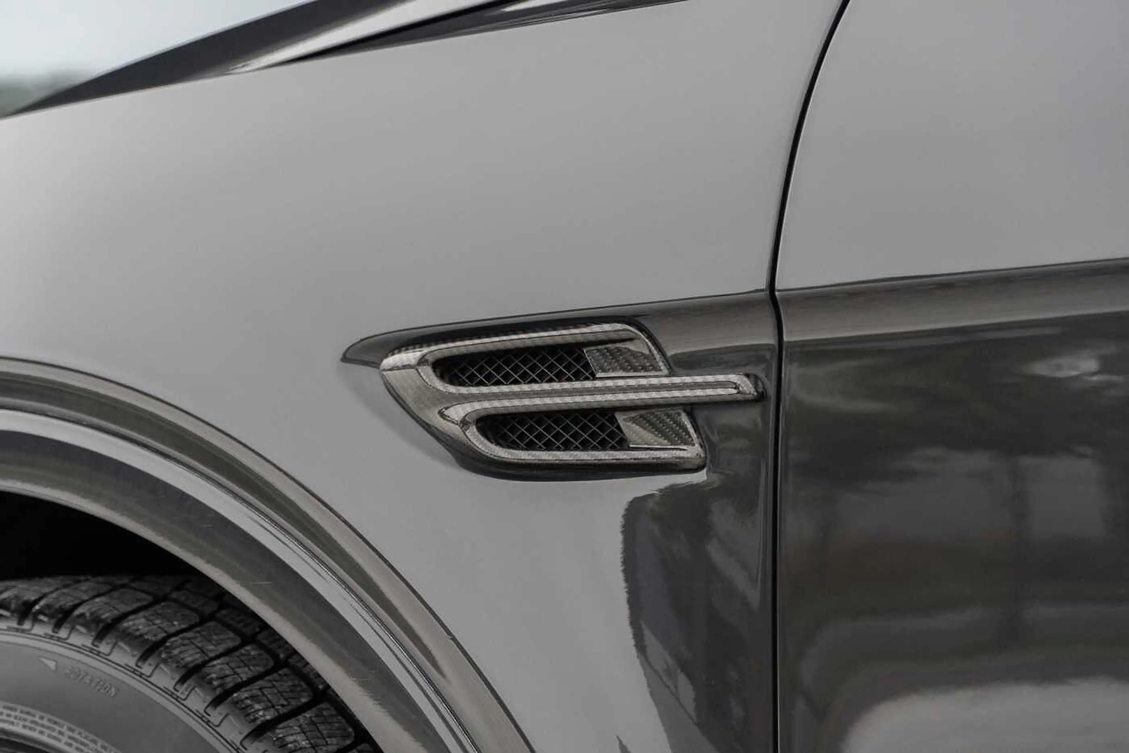 Bentley Bentayga 6.0 W12 Full History Pano CoolingSeats ACC — photo 7
