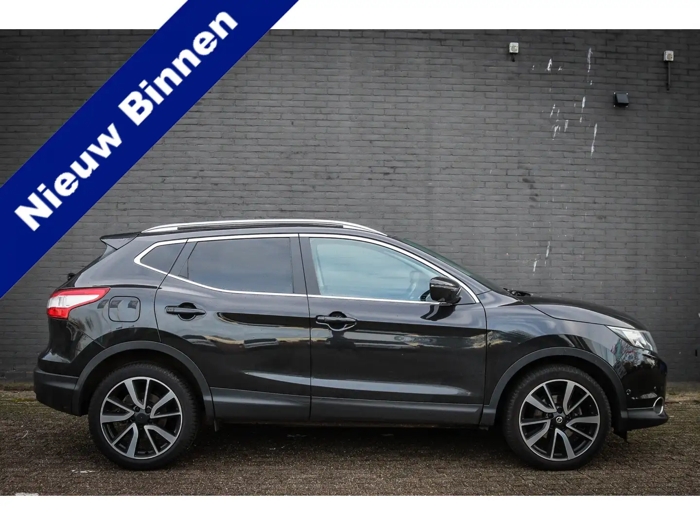 Nissan Qashqai 1.2 Tekna Net binnen - Nu al te bezichtigen Zwart - 1