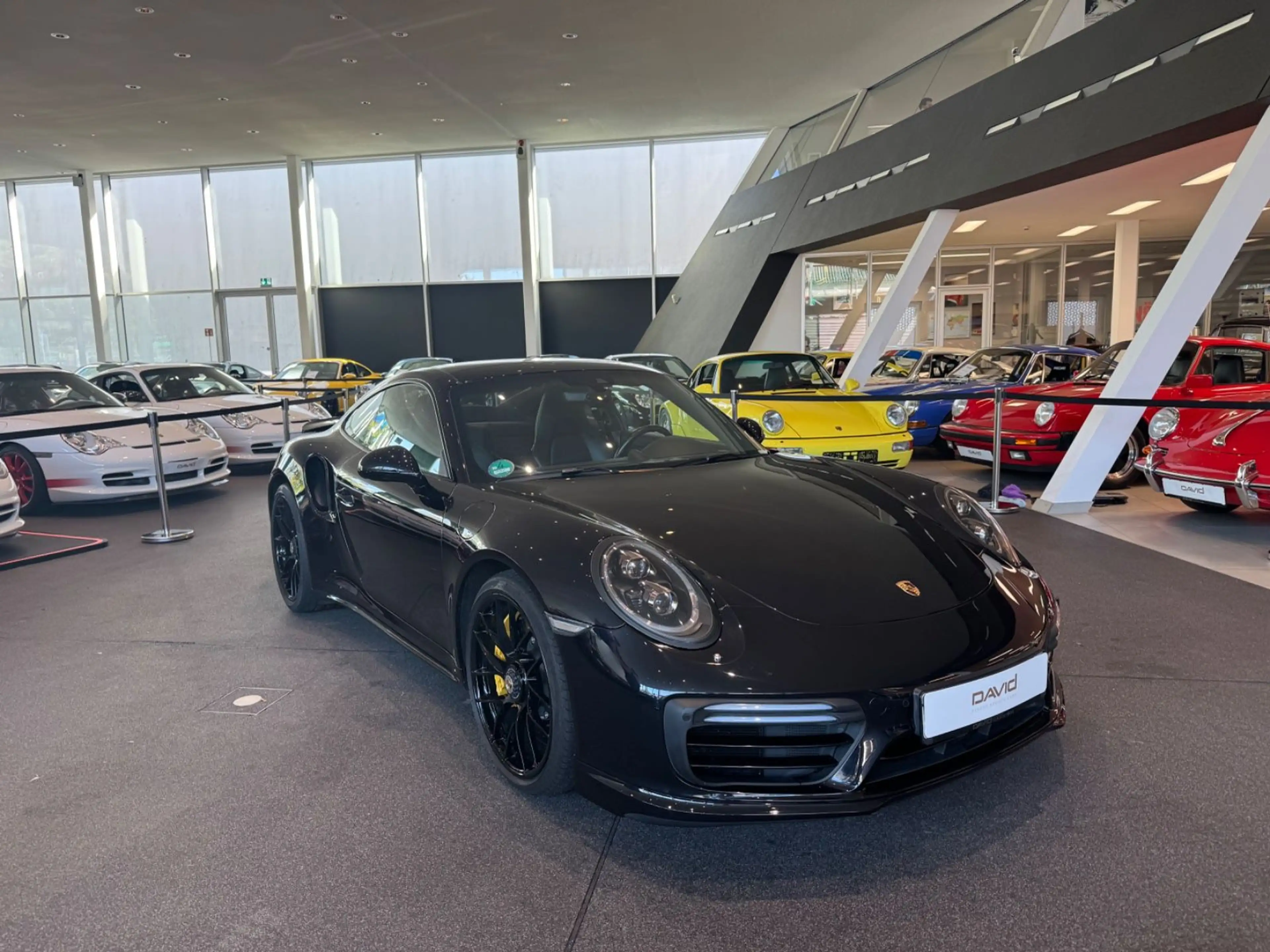 Porsche 991 .2 Turbo S Coupé *Approved*1. Hand*VAT*Lift*