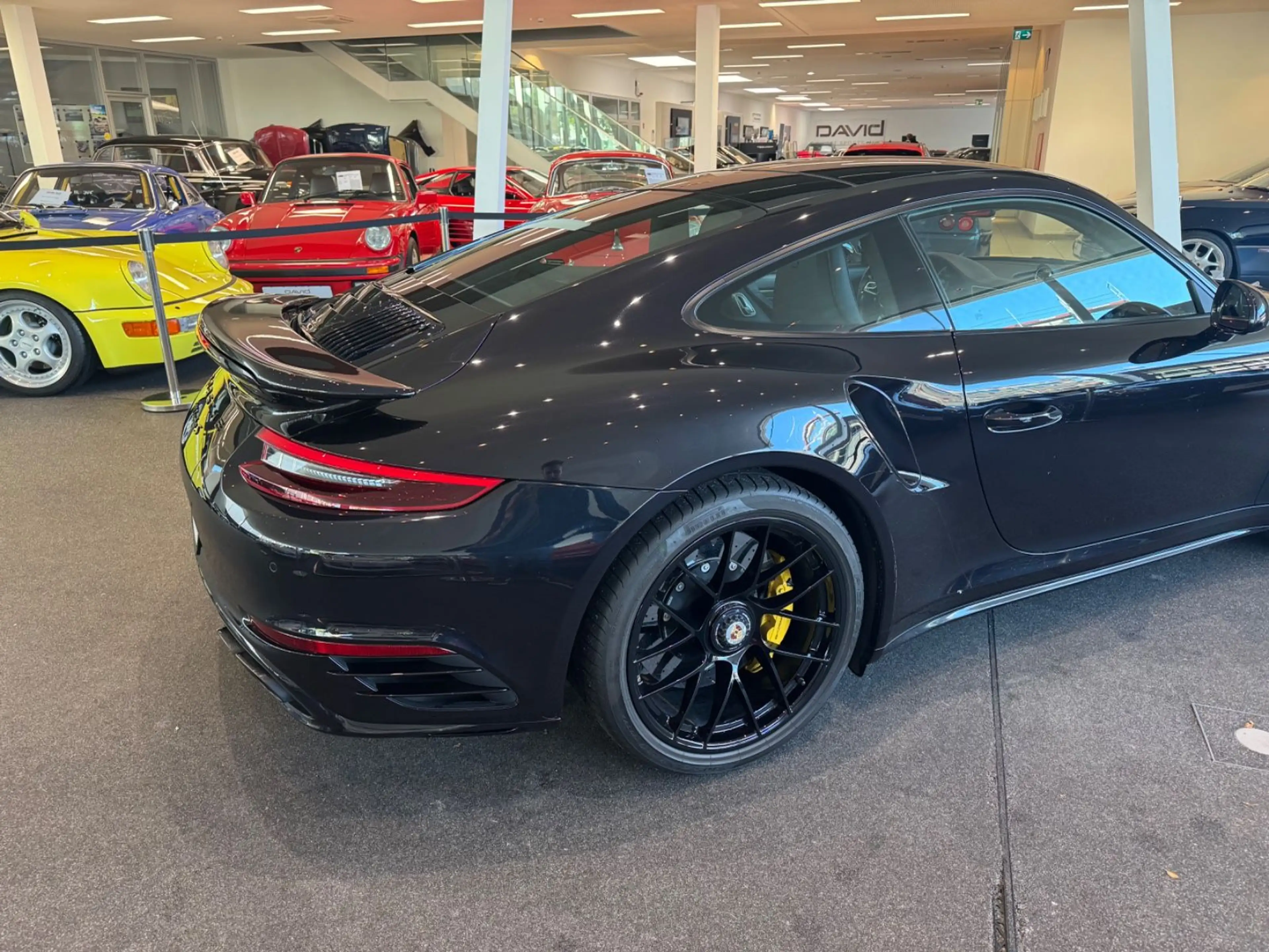 Porsche 991 .2 Turbo S Coupé *Approved*1. Hand*VAT*Lift* — photo 9