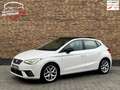 SEAT Ibiza 1.5 TSI EVO FR 150pk Pano Trekhaak Acc Led Cam Nav Wit - thumbnail 1