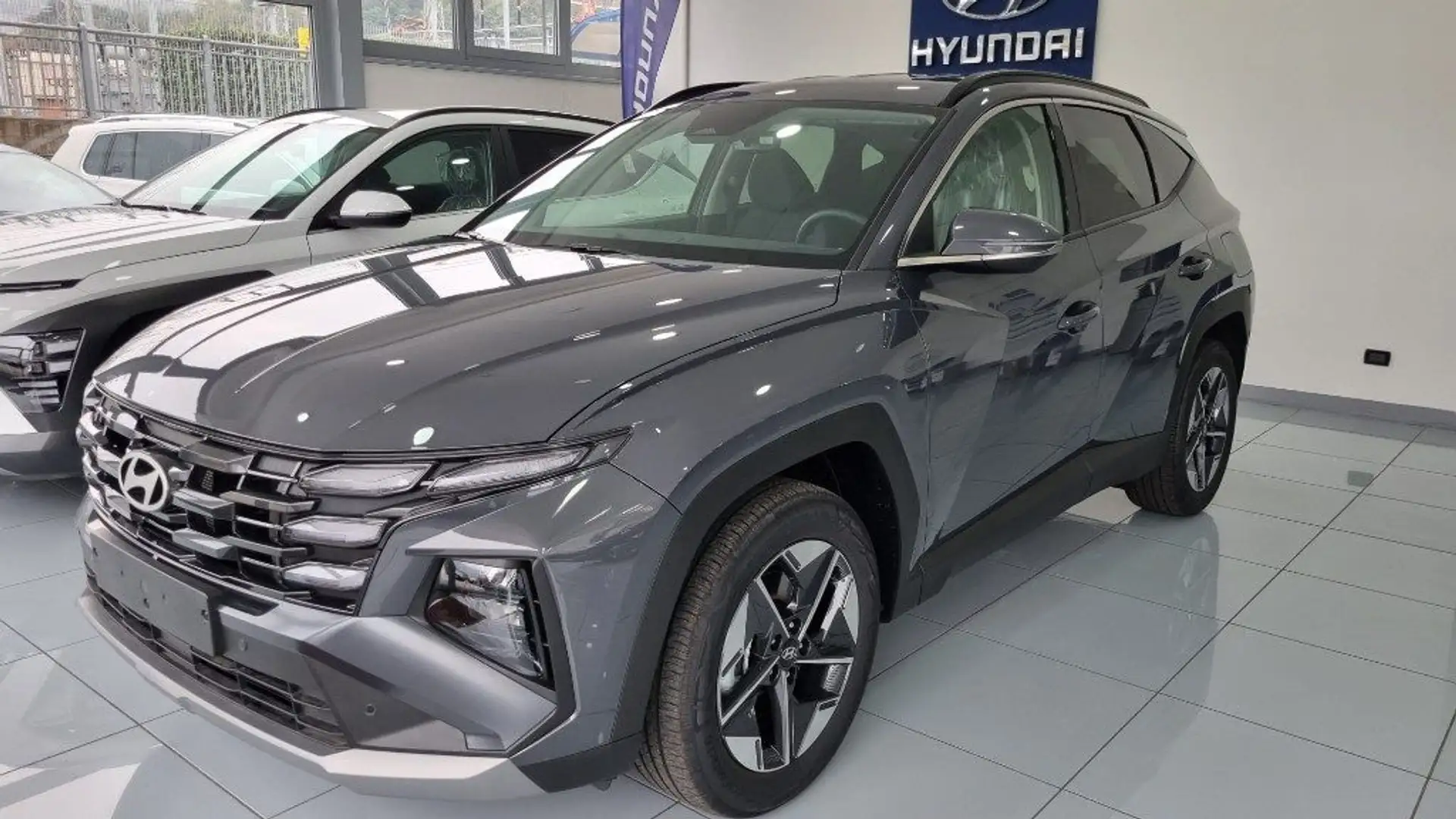 Hyundai TUCSON 1.6 T-GDI 48V Business Grigio - 1