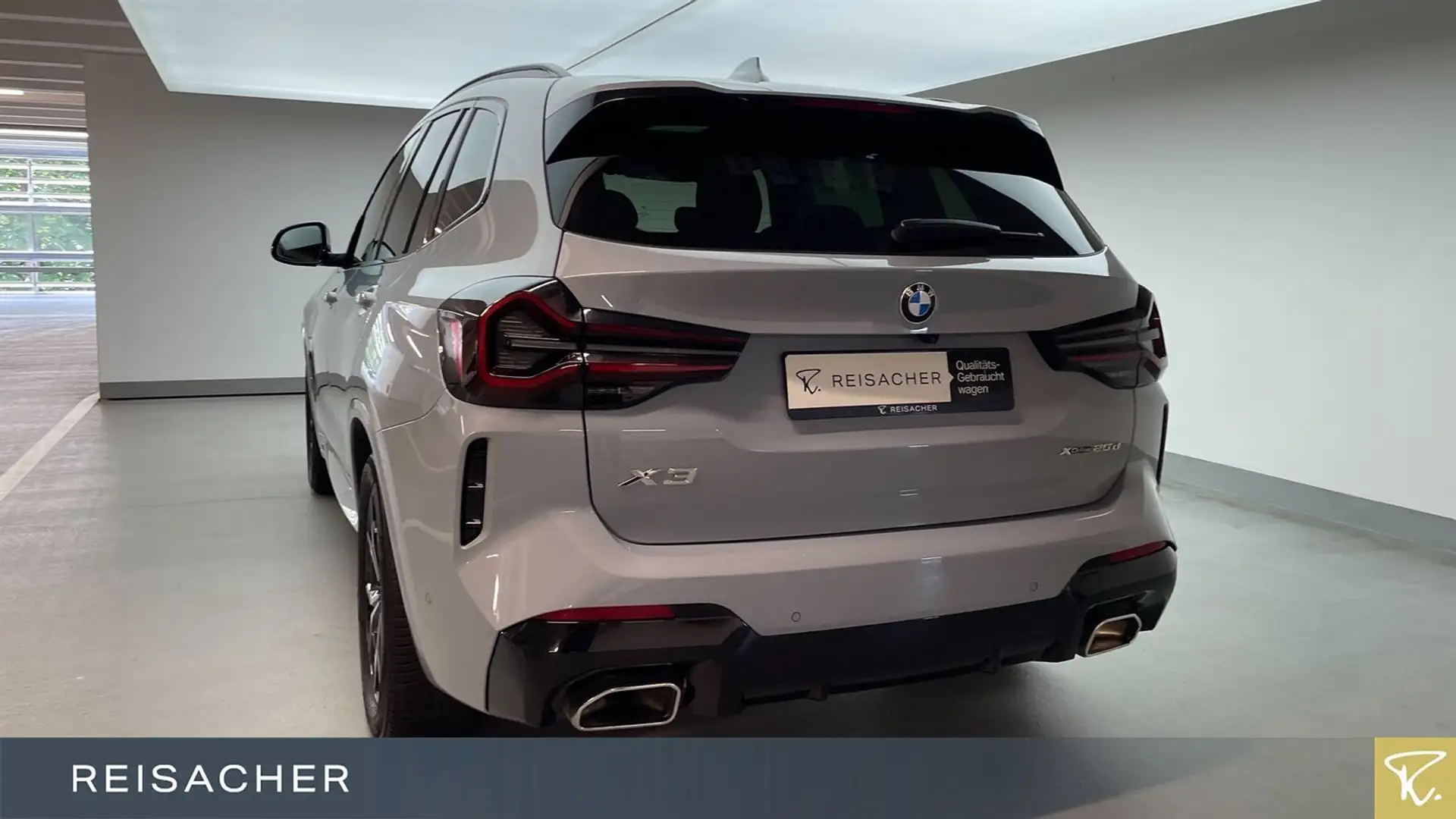 BMW X3 xDrive 20d A M-Sport,Pano,AHK,HUD,ACC,LCProf Grau - 2