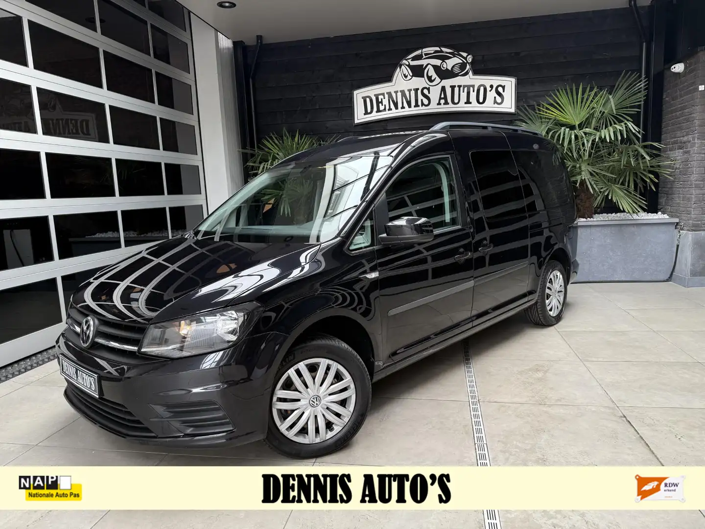 Volkswagen Caddy Maxi 1.4 TSI Trendline 7 personen maxi! Zwart - 1