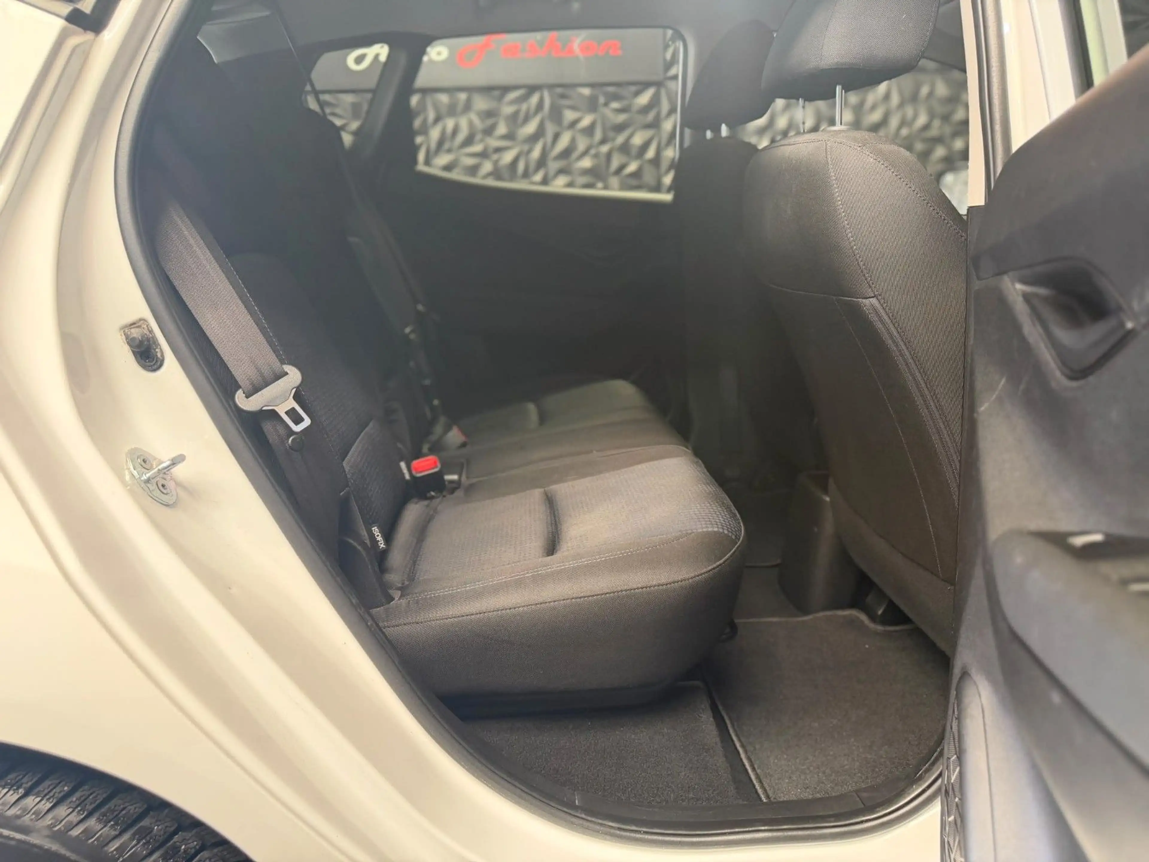Hyundai iX20 Classic TÜV&Inspektion-NEU Klima PDC — photo 14