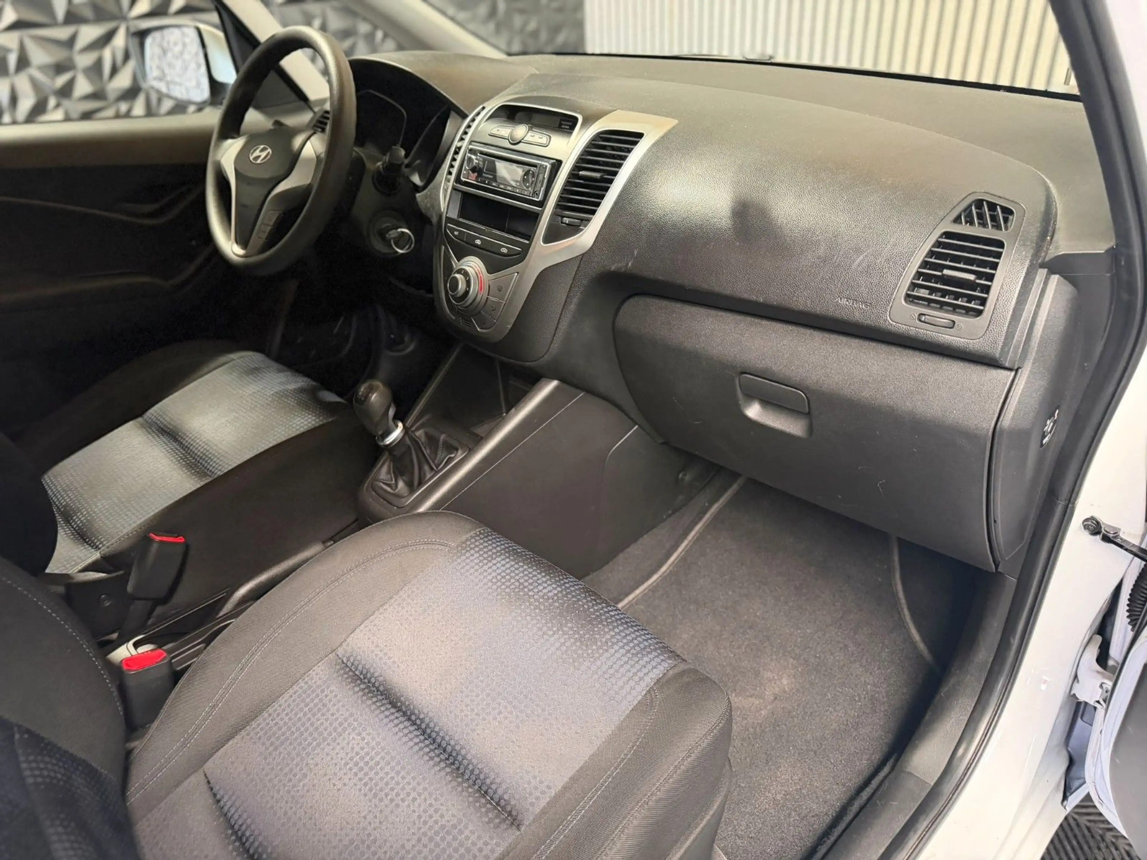 Hyundai iX20 Classic TÜV&Inspektion-NEU Klima PDC — photo 12
