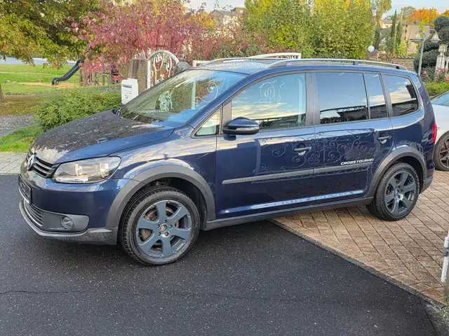 Volkswagen Cross Touran CrossTouran 1.4 DSG  Top Ausstattung