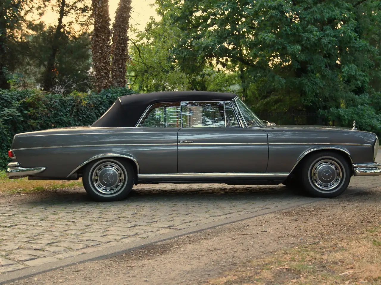 Mercedes-Benz 300 SE Cabriolet, foto 5