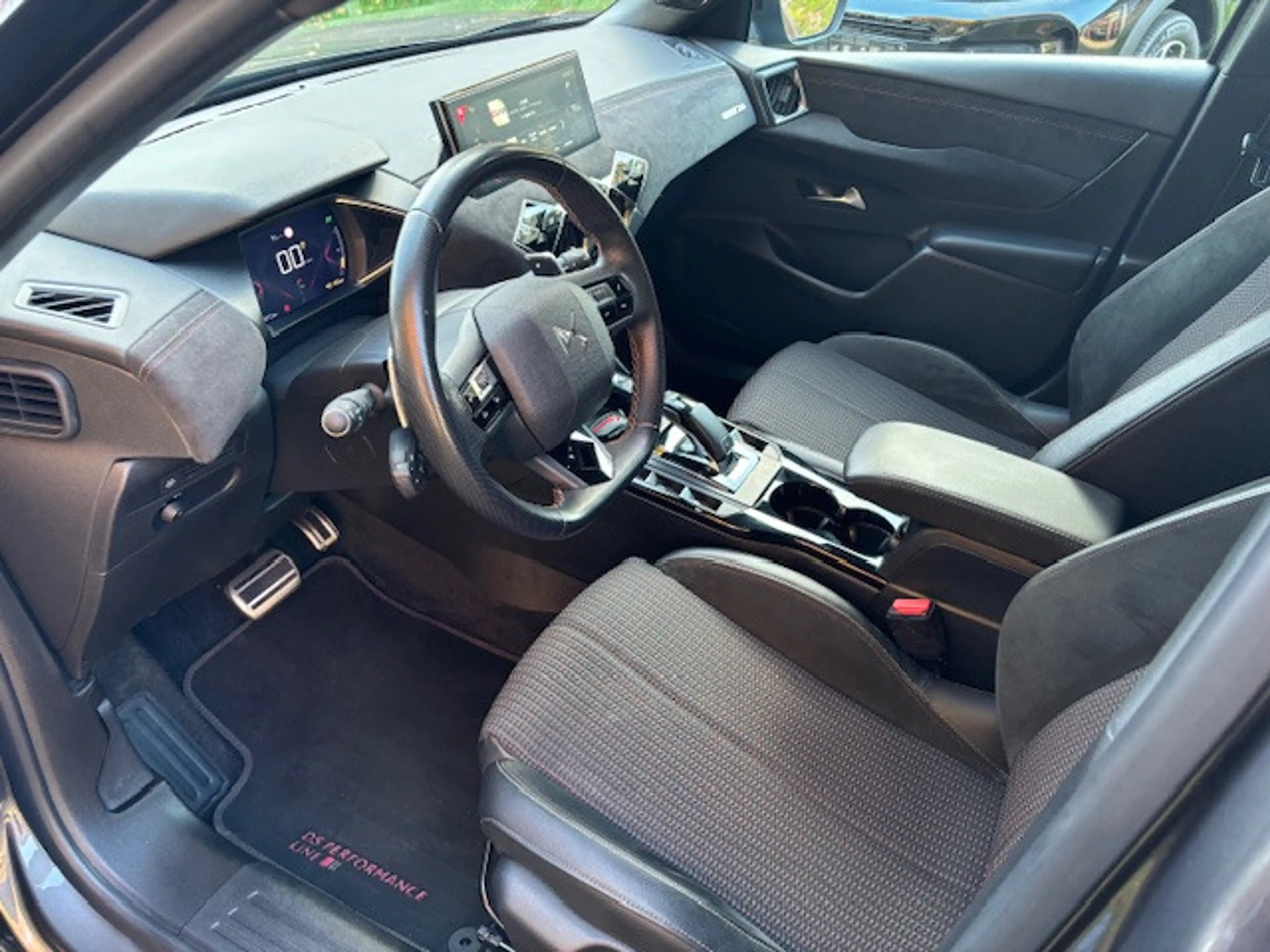 DS Automobiles DS 3 Crossback PT130 EAT8 Performance Line — photo 7