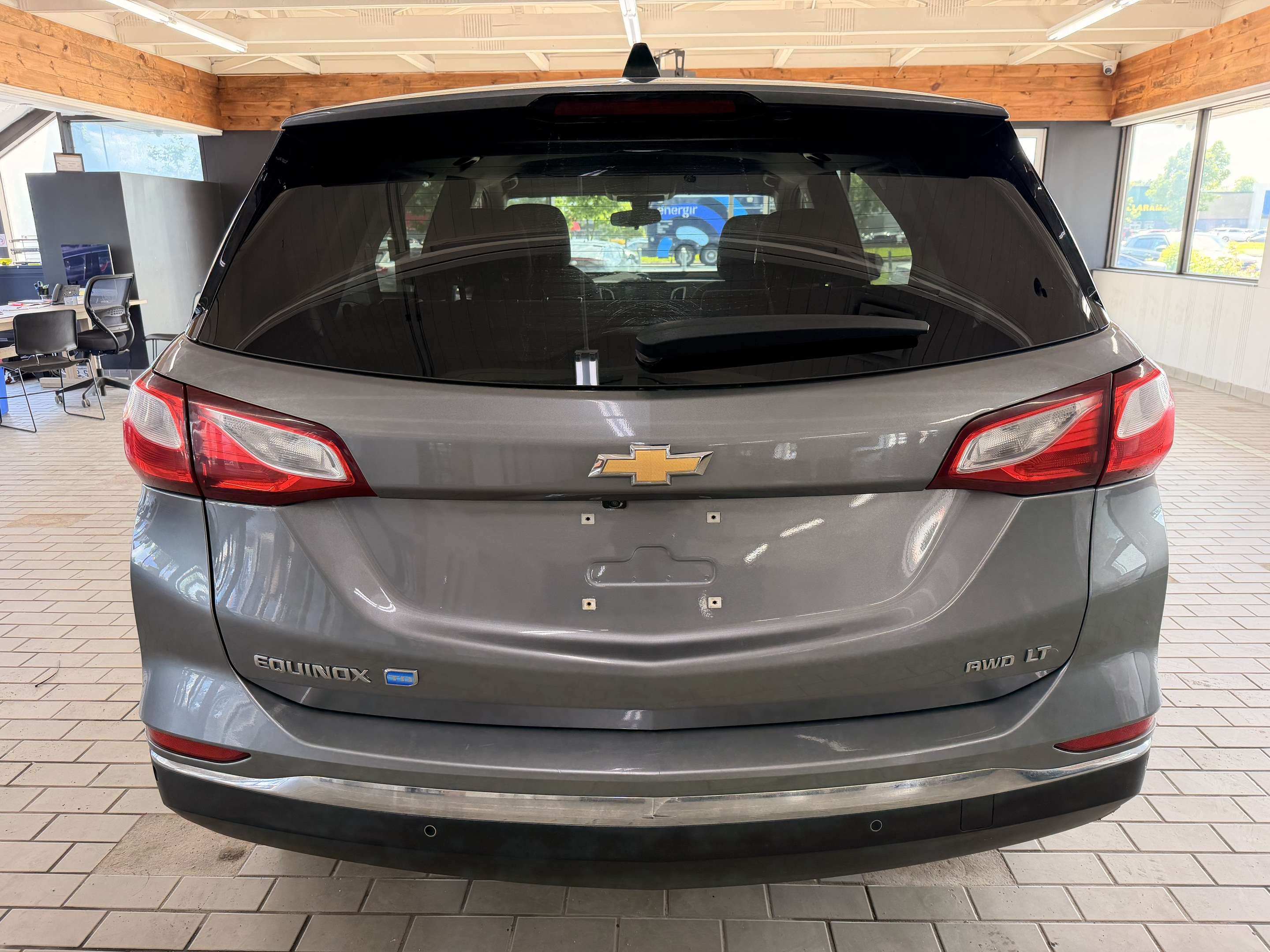 2018 Chevrolet Equinox LT - Image 4