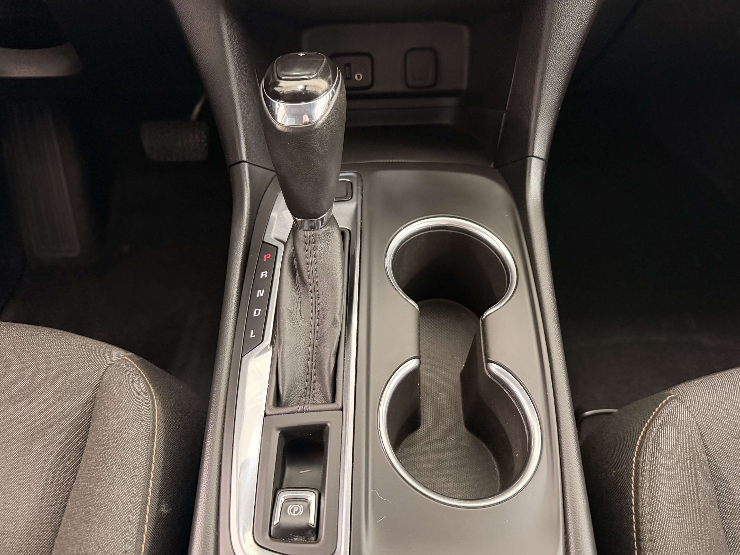 2018 Chevrolet Equinox LT - Image 16