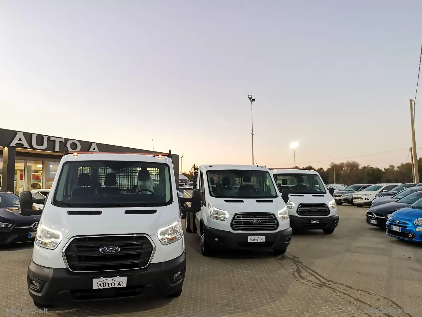Ford Transit TRANSIT 2.0 TDCI 130CV CASSONE FISSO Blanc - 2
