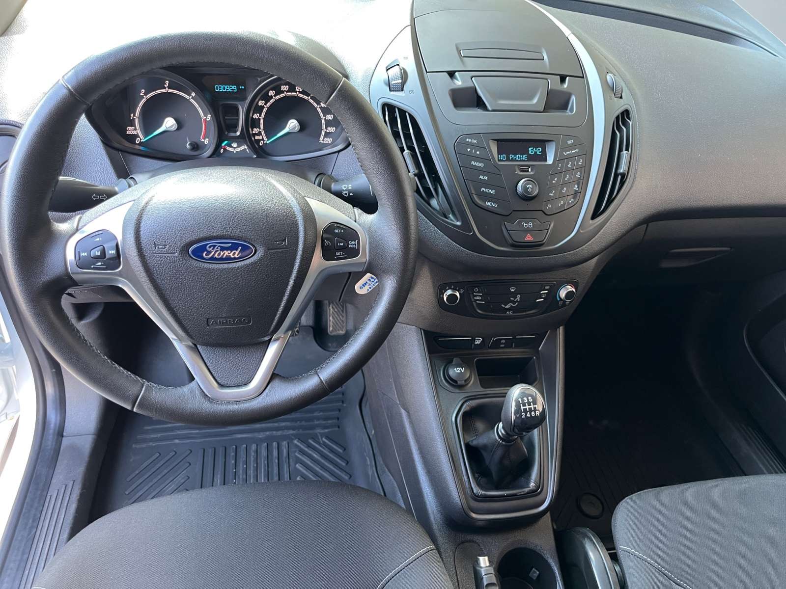 Ford Transit Courier